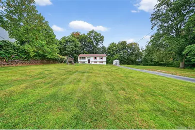 19 Birchwood Avenue, Nanuet, NY 10954 - Photo 4