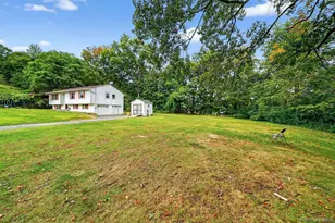 19 Birchwood Ave, Nanuet, NY 10954 - Photo 10