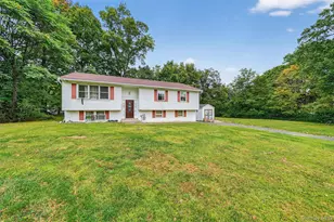 19 Birchwood Ave, Nanuet, NY 10954 - Photo 8