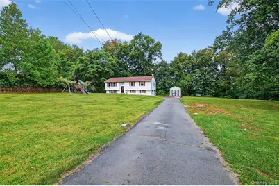 19 Birchwood Avenue, Nanuet, NY 10954 - Photo 2