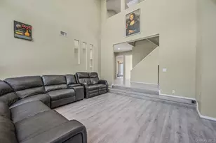 36 Roosevelt Blvd, Patchogue, NY 11772 - Photo 10