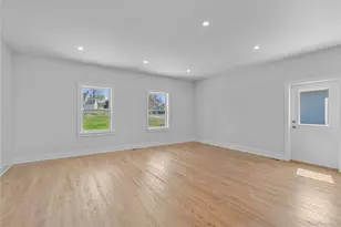 565 King St, Port Chester, NY 10573 - Photo 6