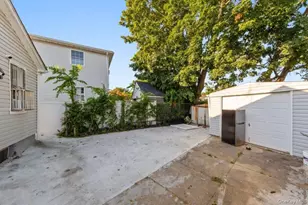 120-33 144th St, Ozone Park, NY 11436 - Photo 12