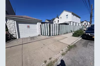 12418 107th Avenue, Richmond Hill, NY 11419 - Photo 14