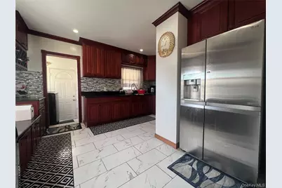 12418 107th Avenue, Richmond Hill, NY 11419 - Photo 4