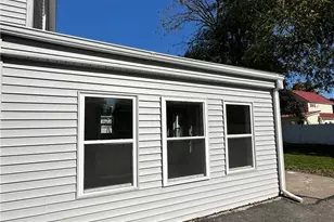 25 Mechanic St, Port Jervis, NY 12771 - Photo 2