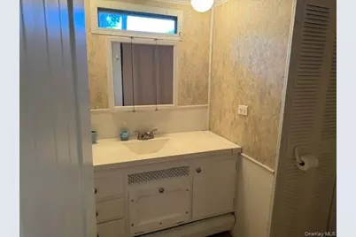 1661 Old Country Road #163, Riverhead, NY 11901 - Photo 18