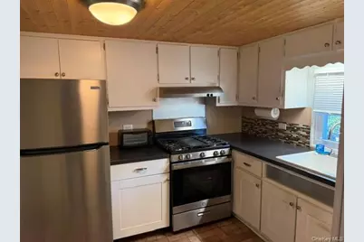 1661 Old Country Road #163, Riverhead, NY 11901 - Photo 12