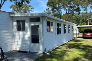 1661 Old Country Rd, Riverhead, NY 11901 - Photo 6