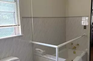 53-34 Browvale Ln, Little Neck, NY 11362 - Photo 16