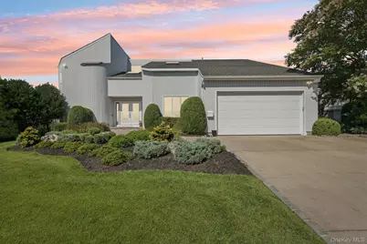 19 Oak Point Drive N, Bayville, NY 11709 - Photo 4