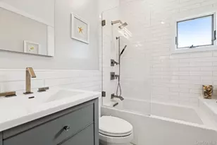 19 Oak Point Dr N, Bayville, NY 11709 - Photo 26