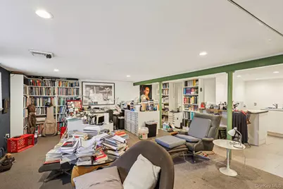 12 Manning Road, Glen Cove, NY 11542 - Photo 26