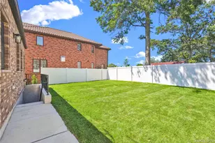 244-89 61st Ave, Little Neck, NY 11362 - Photo 4