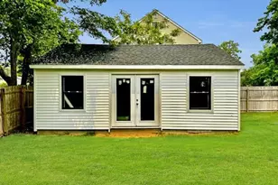 275 Sound Rd, Greenport, NY 11944 - Photo 8