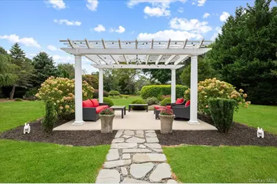 58 Rofay Drive, East Northport, NY 11731 - Photo 30