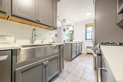 19916 21st Avenue #1336, Whitestone, NY 11357 - Photo 2