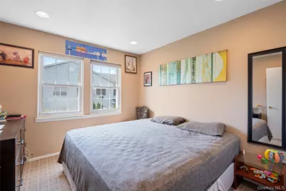 37 Stratford Green, Farmingdale, NY 11735 - Photo 24