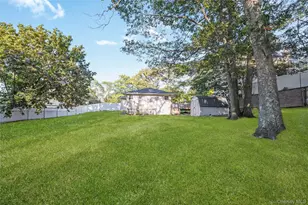 16 Hillside Rd, Farmingville, NY 11738 - Photo 20