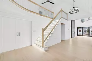 4 Miller Farms Ct, Miller Place, NY 11764 - Photo 16