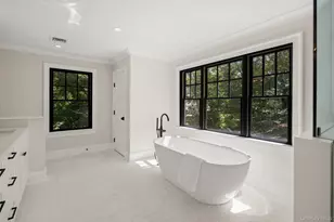 64 Saw Mill Rd, Cold Spring Harbor, NY 11724 - Photo 26