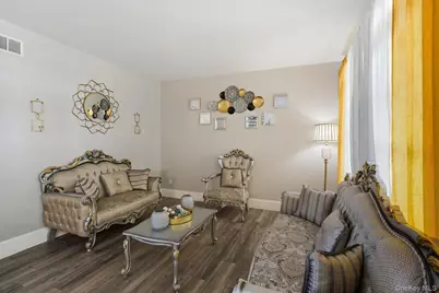 153 Shagbark Lane, Hopewell Junction, NY 12533 - Photo 6