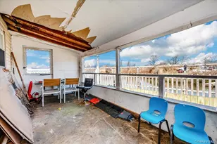 214 Beach 3rd St, Far Rockaway, NY 11691 - Photo 16