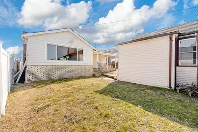 214 Beach 3rd Street, Far Rockaway, NY 11691 - Photo 24