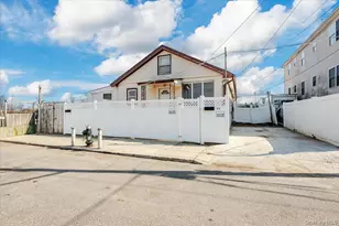 214 Beach 3rd St, Far Rockaway, NY 11691 - Photo 1