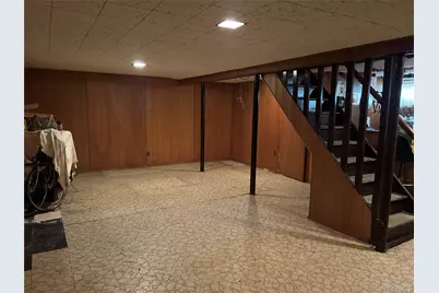 957 N Fulton Avenue, Lindenhurst, NY 11757 - Photo 20