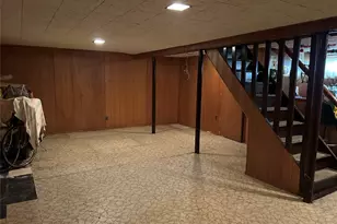 957 N Fulton Ave, Lindenhurst, NY 11757 - Photo 20