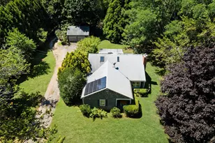 26 S Menantic Rd, Shelter Island, NY 11964 - Photo 10