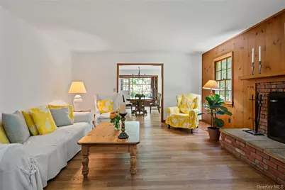 26 S Menantic Road, Shelter Island, NY 11964 - Photo 12