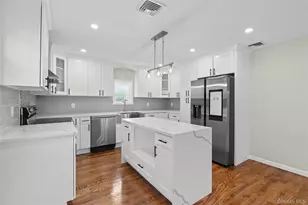 350 Holbrook Rd, Ronkonkoma, NY 1779 - Photo 10