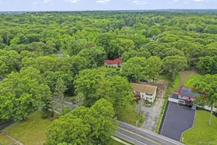 350 Holbrook Rd, Ronkonkoma, NY 1779 - Photo 34