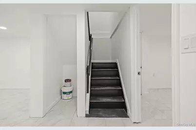 1 Atna Drive, Amityville, NY 11701 - Photo 14