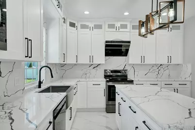 2092 Hoffman Avenue, Elmont, NY 11003 - Photo 14