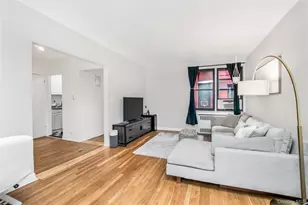 512 Kappock St, Bronx, NY 10463 - Photo 2