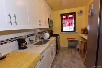 87-30 204 Street #B55, Hollis, NY 11423 - Photo 8