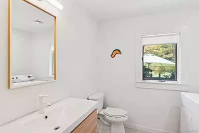 35 Bayberry Lane, Sag Harbor, NY 11963 - Photo 10