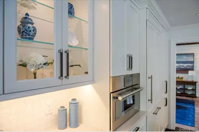 5 Fleetwood Drive, Huntington, NY 11743 - Photo 14