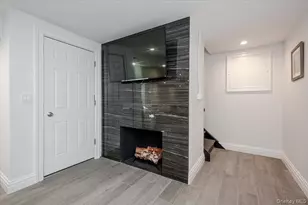 5 Fleetwood Dr, Huntington, NY 11743 - Photo 34