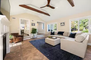 5 Fleetwood Dr, Huntington, NY 11743 - Photo 4