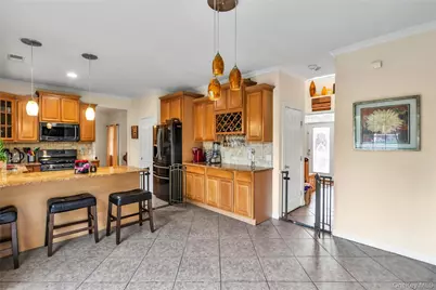 3 Danamarie Lane, Patchogue, NY 11772 - Photo 12