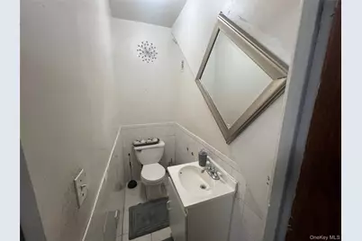 3316 Radcliff Avenue, Bronx, NY 10469 - Photo 4