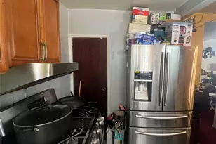 3316 Radcliff Ave, Bronx, NY 10469 - Photo 6