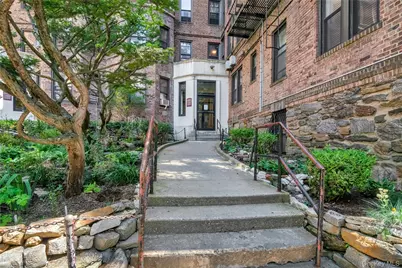 760 Brady Avenue #117, Bronx, NY 10462 - Photo 2