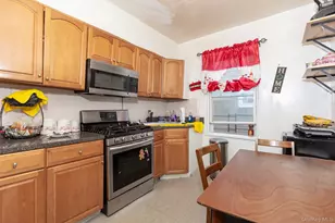 37-33 100th St, Corona, NY 11368 - Photo 12