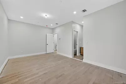 6 Milla Lane, Spring Valley, NY 10977 - Photo 18