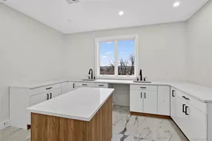 6 Milla Ln, Spring Valley, NY 10977 - Photo 12